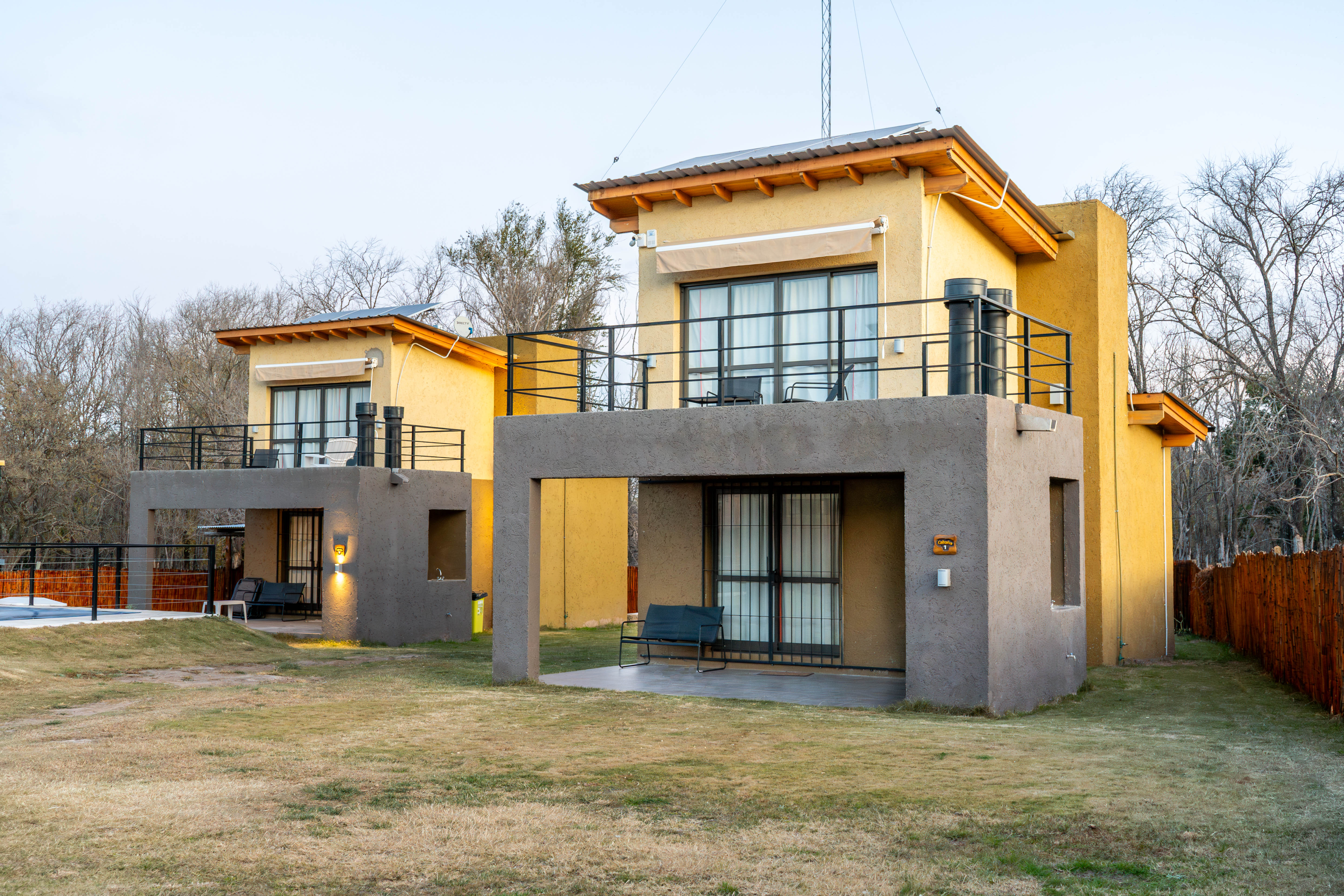 Habitación en primer piso con ropero
